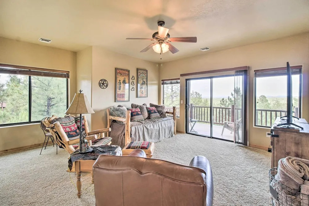 Torreon 'crow's Nest' Mountain Home w/ Views!