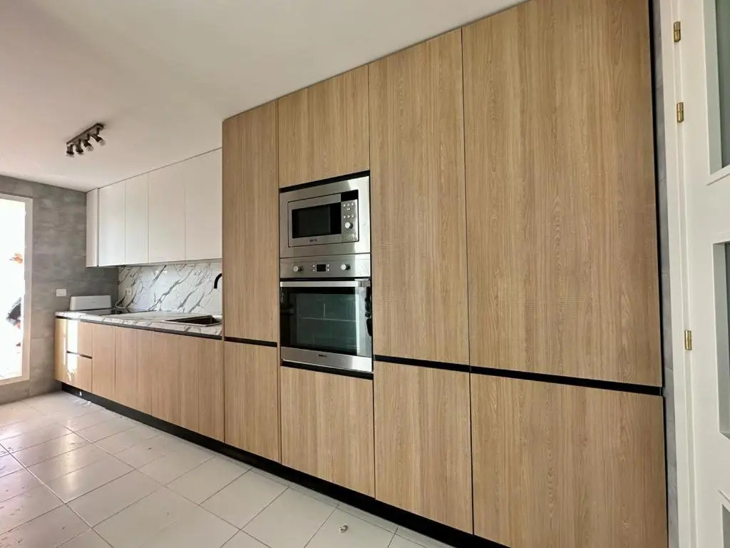 2 bed Penthouse with Sea View