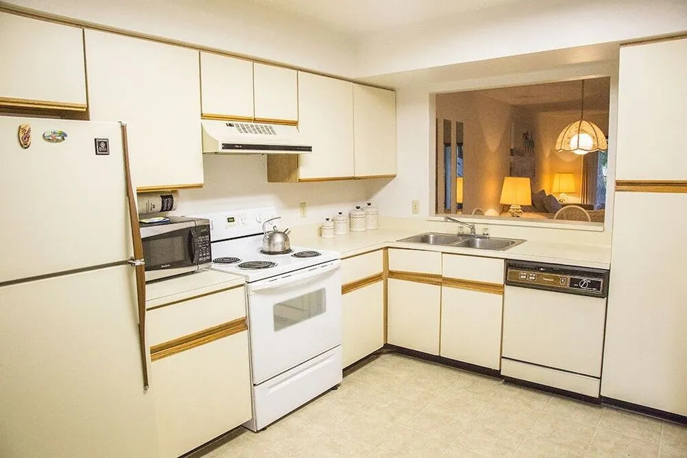Clubview Country Club Condo
