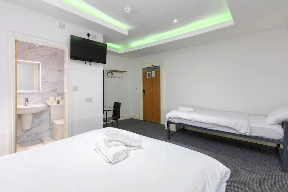399 Prom - Blackpool Hotel
