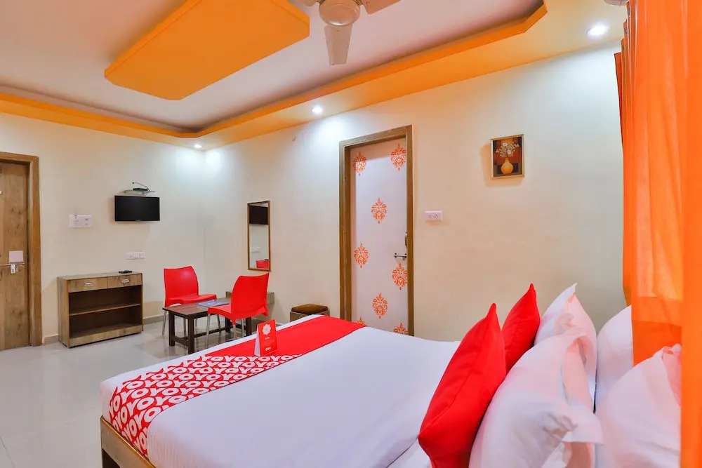 OYO 15918 Hotel Silent