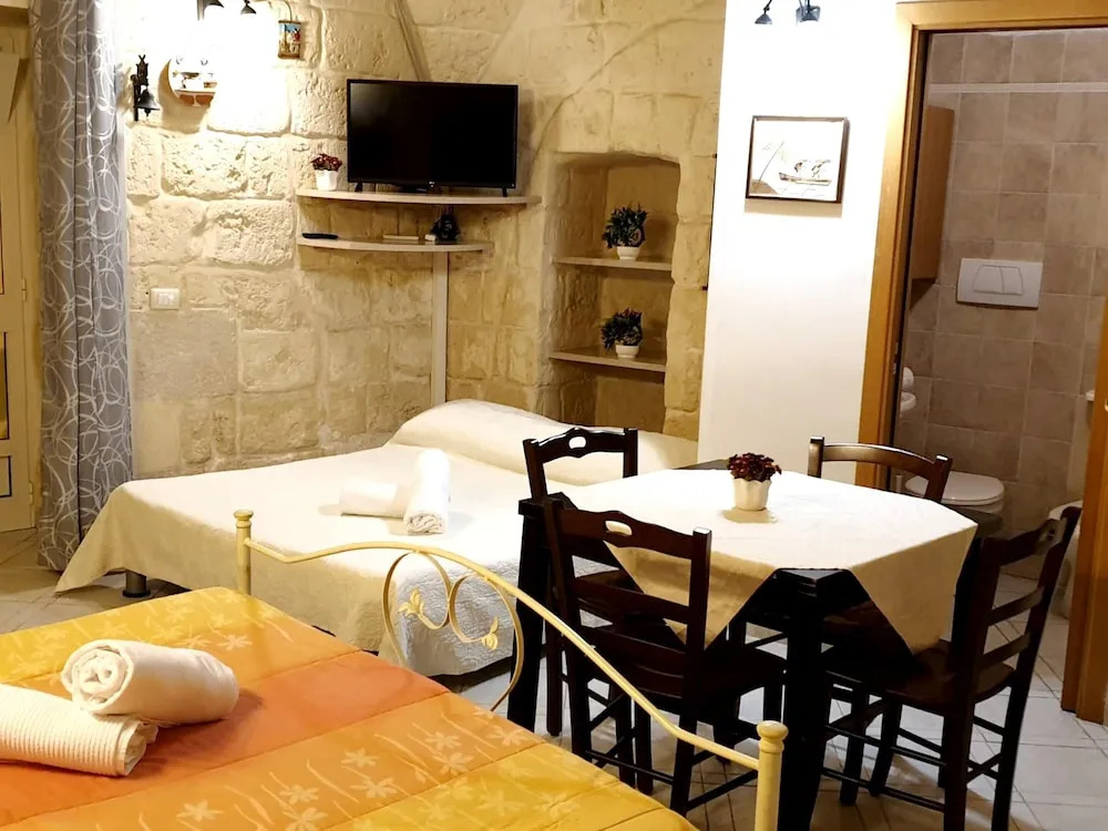 Studio In Trani 1 Km From The Beach