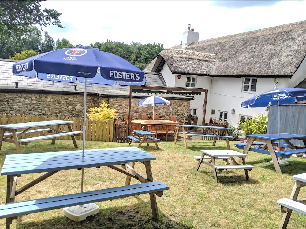 The White Hart Inn, Wilmington