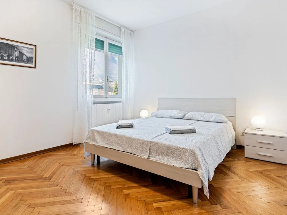 Graceful Holiday Home in Toscolano Maderno With Garden