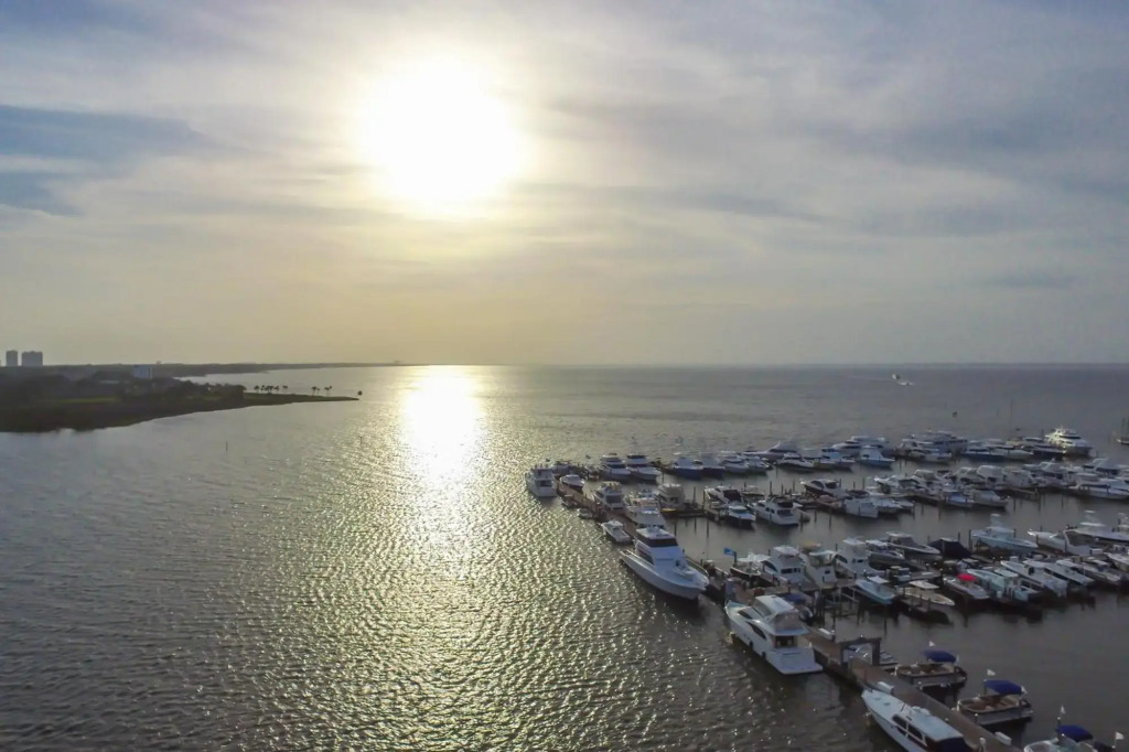 Harbour Point 918