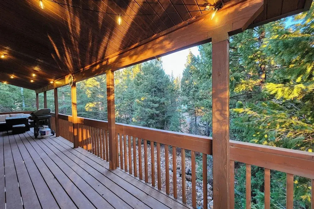 Zion Waterfront Escape: High Noon Hideaway!
