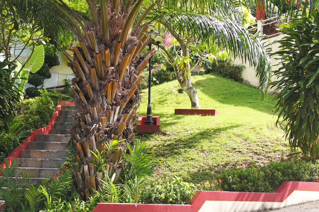 Memory Karon Resort