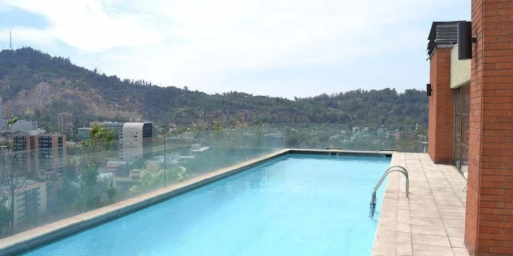 Padre Mariano Apartments by Mr BnB