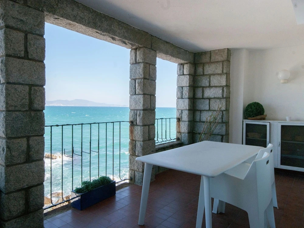 Luxury Apartment in L'escala Catalonia near Beach