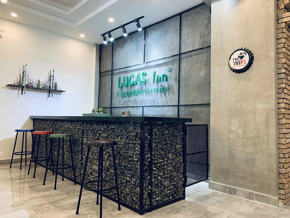 Lucas Inn 2