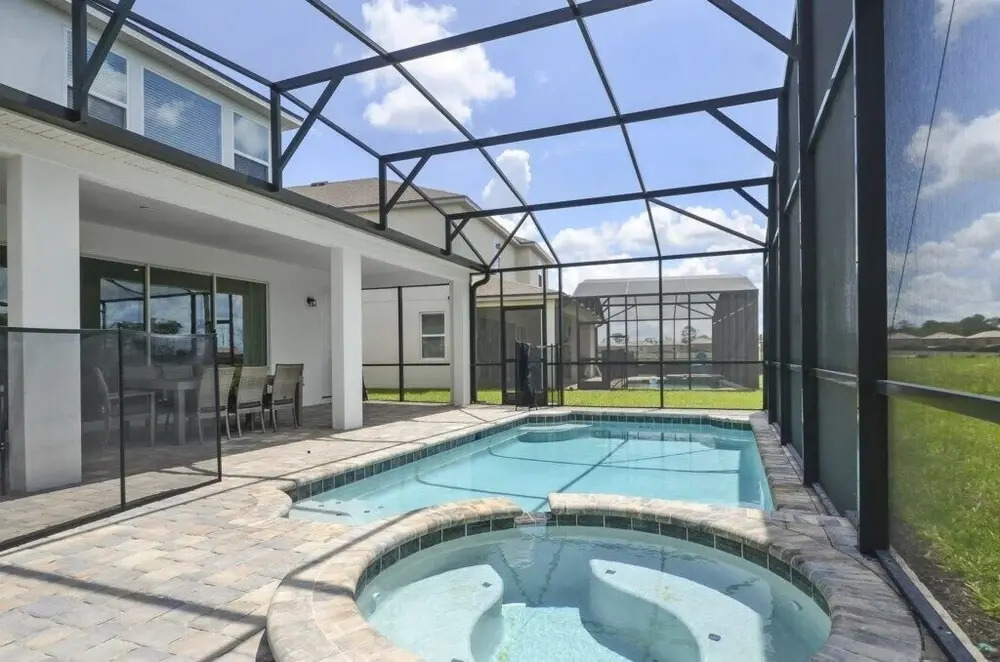 8 Bedroom Mansion ~ Pool [jaccuzi] ~ Theatre Room