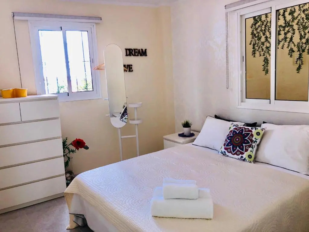 Beautiful modern apartment 100m from the sea