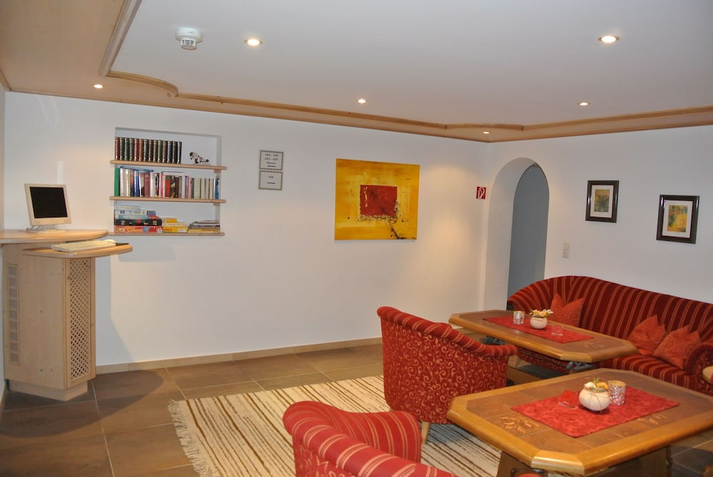 Hotel Garni Central - Zimmer - Studios - Apartments