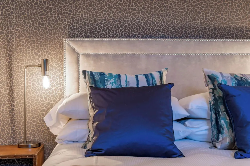 Kensington Oasis Central London 2BR Private House Near Harrods Kensington Palace and other London attractions