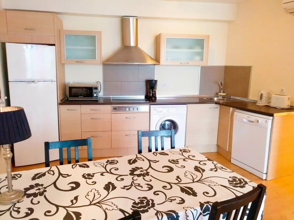 Apartsalou Rosa