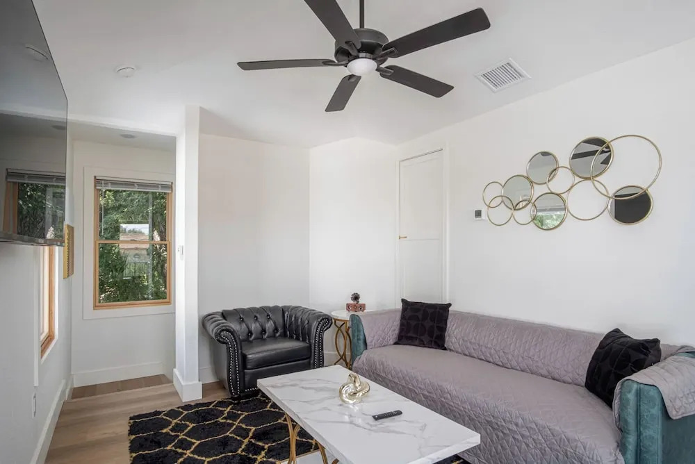 Stylish Stay With Unforgettable Downtown Views