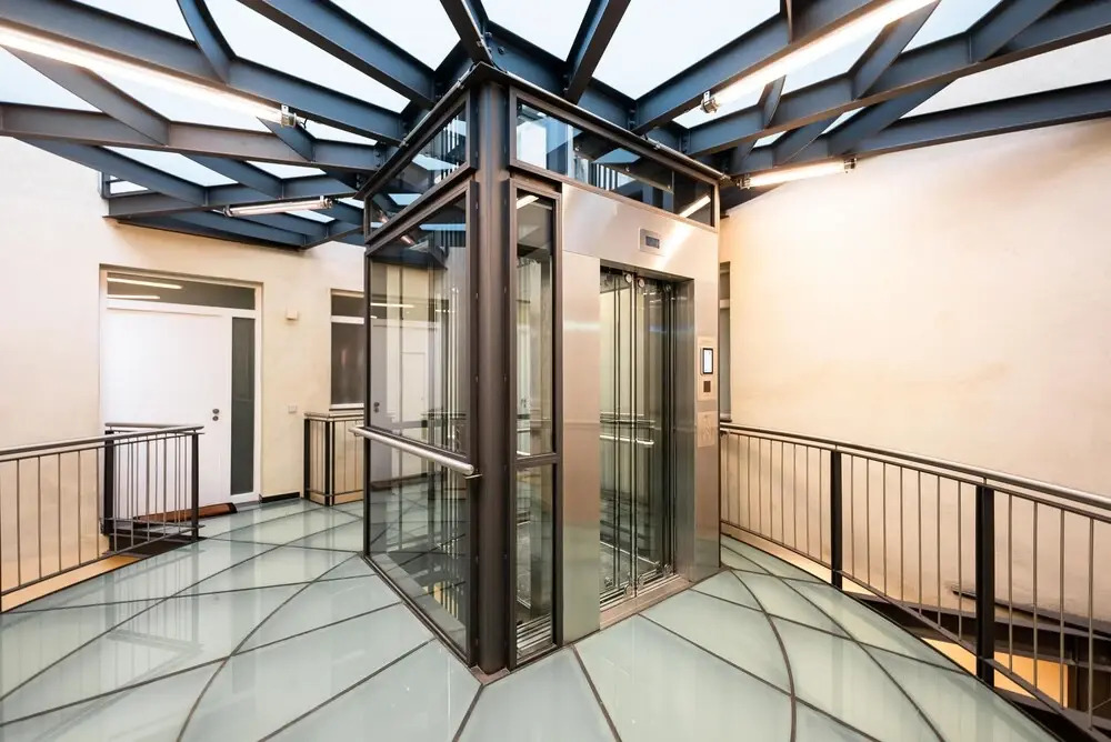 2BR Open Space Apt - City Center Gem