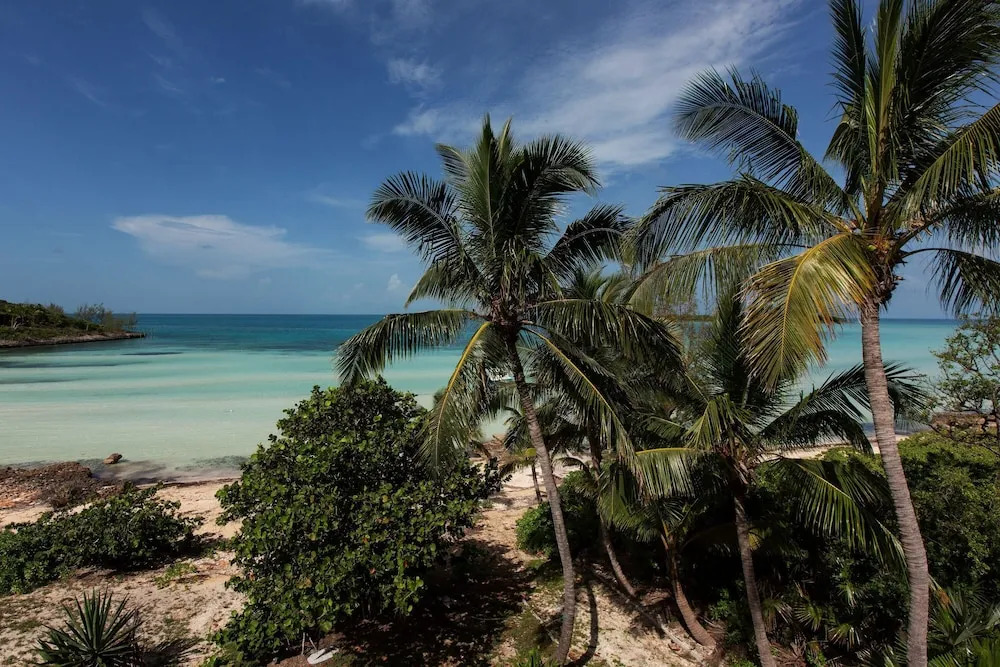 Blue Dream by Eleuthera Vacation Rentals
