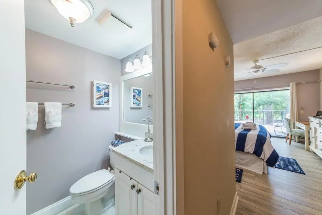 Village House 102, Sleeps 6, 2 Bedrooms, Pool