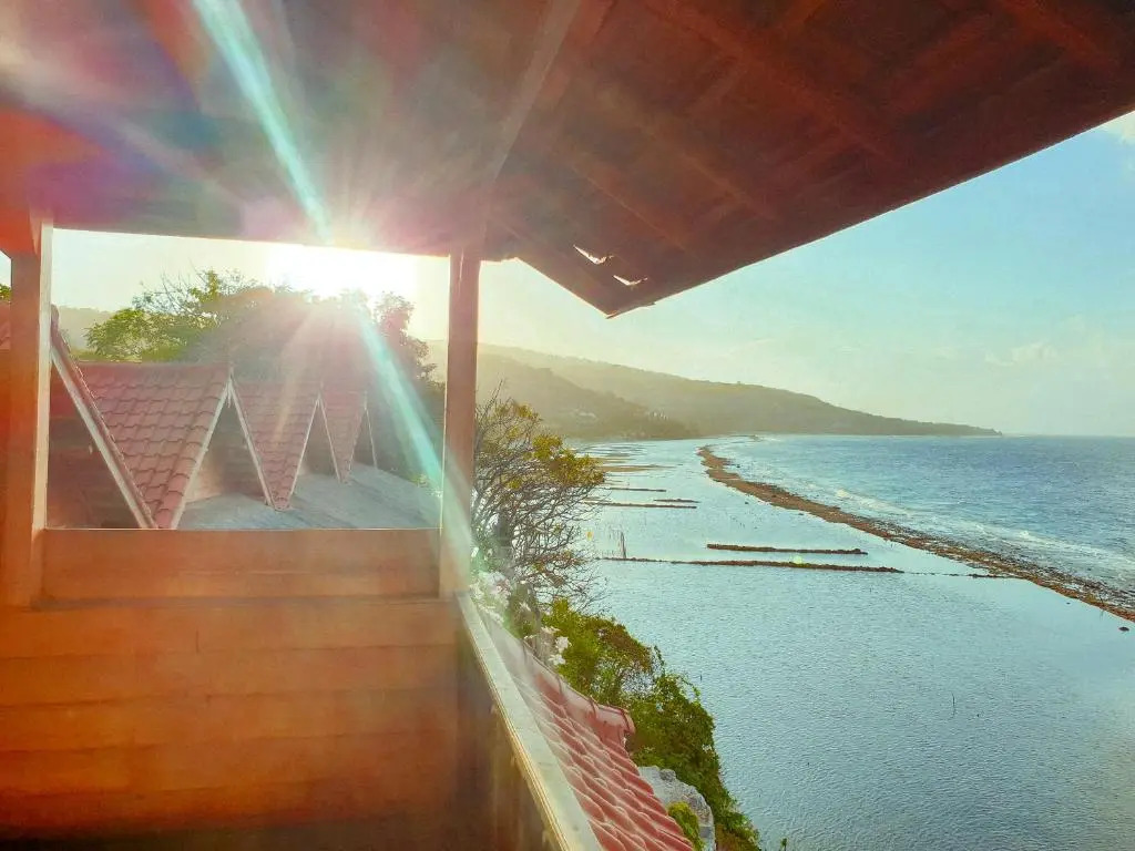 Malibu Huts