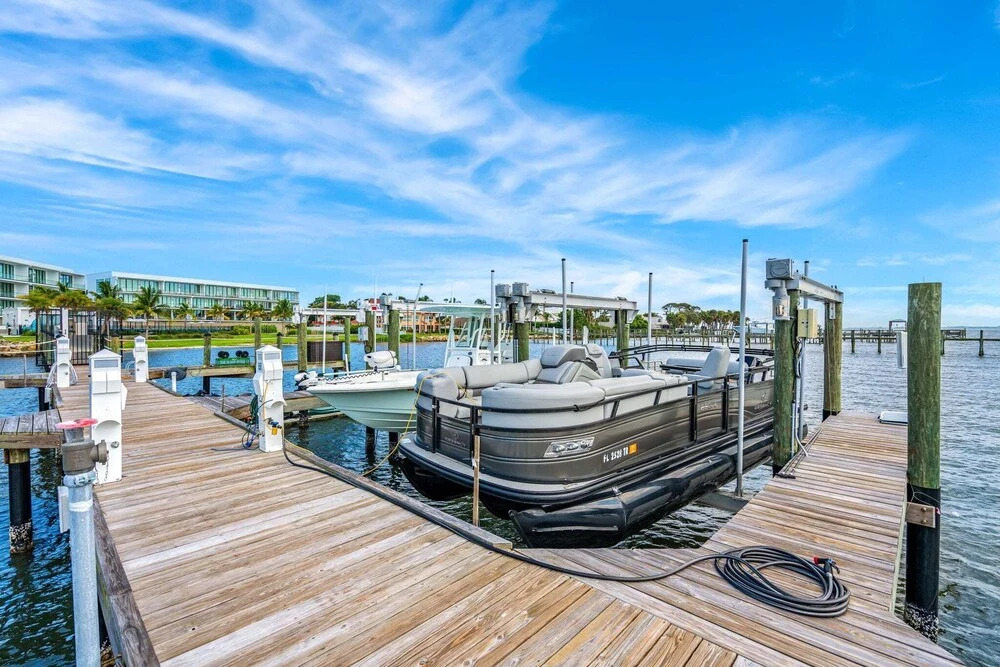 3001 Hafen Ln