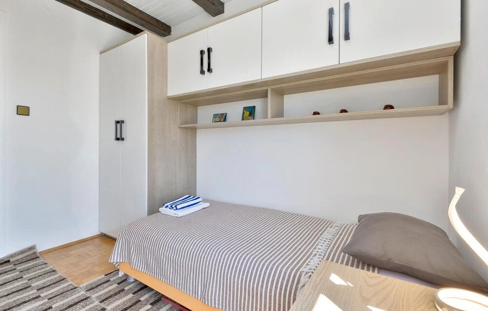 Cozy Home In Donji Zvecaj With Sauna