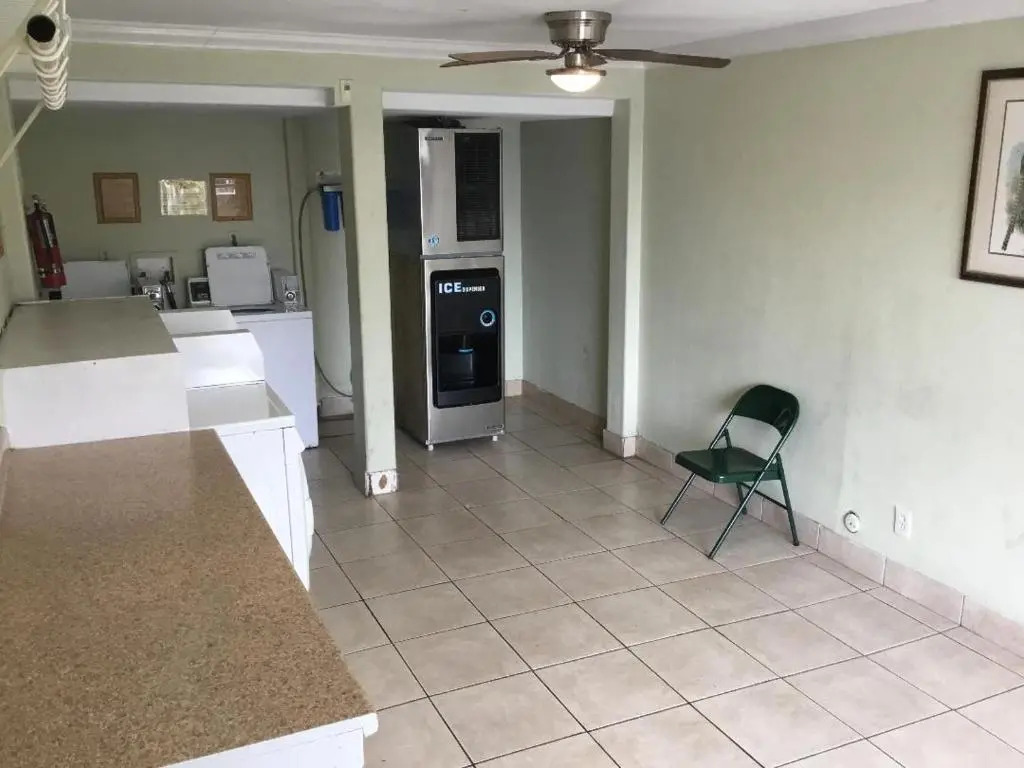 Houston Inn and Suites