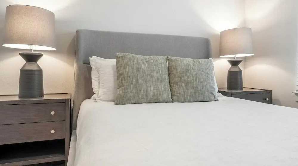 Landing Apartments near Navarro ISD