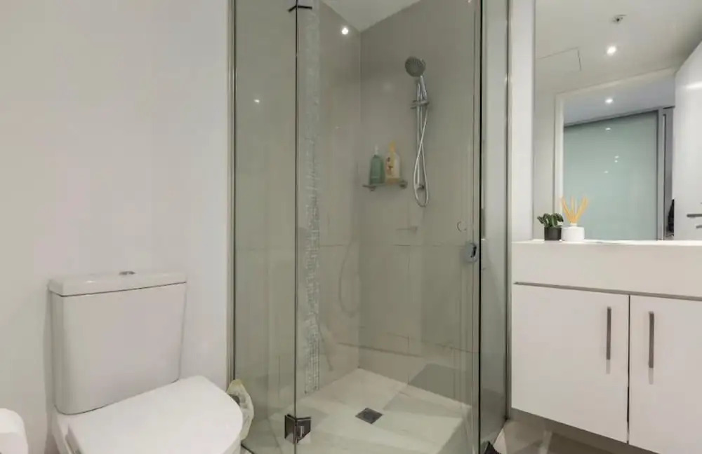 Prima Pearl Luxury 2-Bedroom Apartment