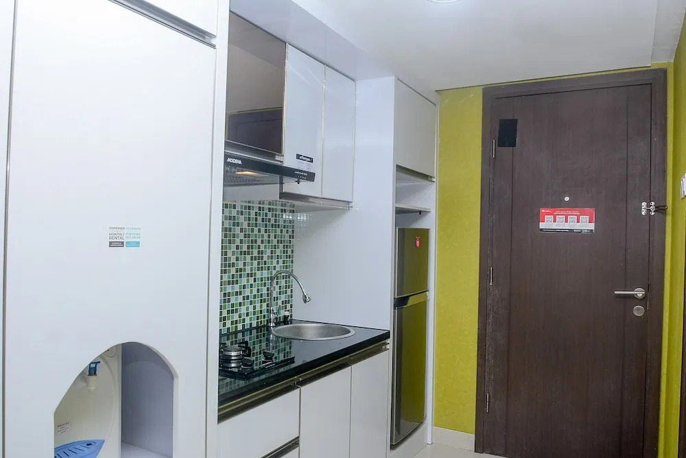 Fully Furnished with Comfortable Design Studio Apartment H Residence