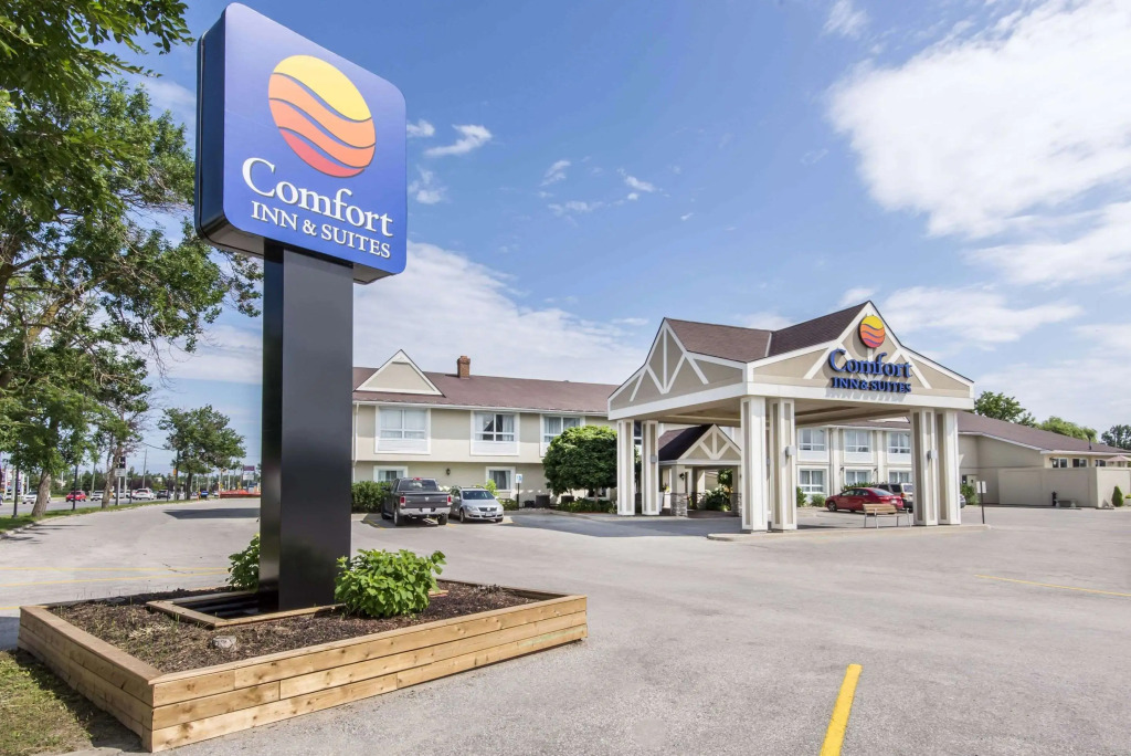 Comfort Inn & Suites