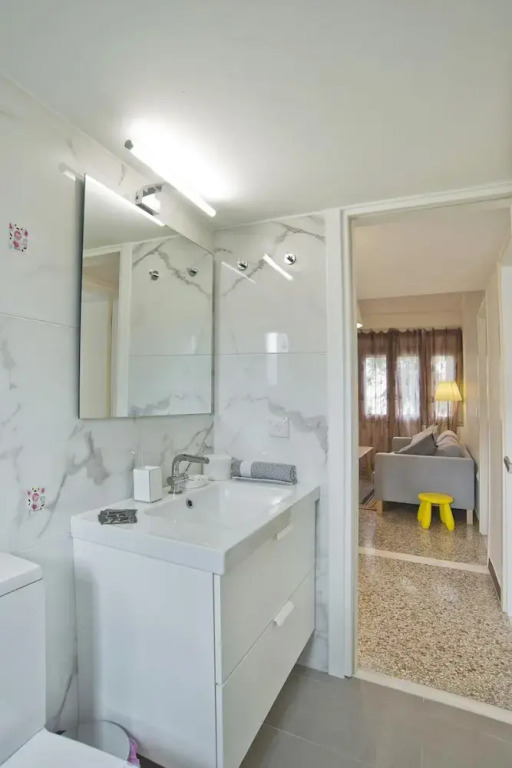 Athina in Chalandri With 2 Bedrooms and 1 Bathrooms