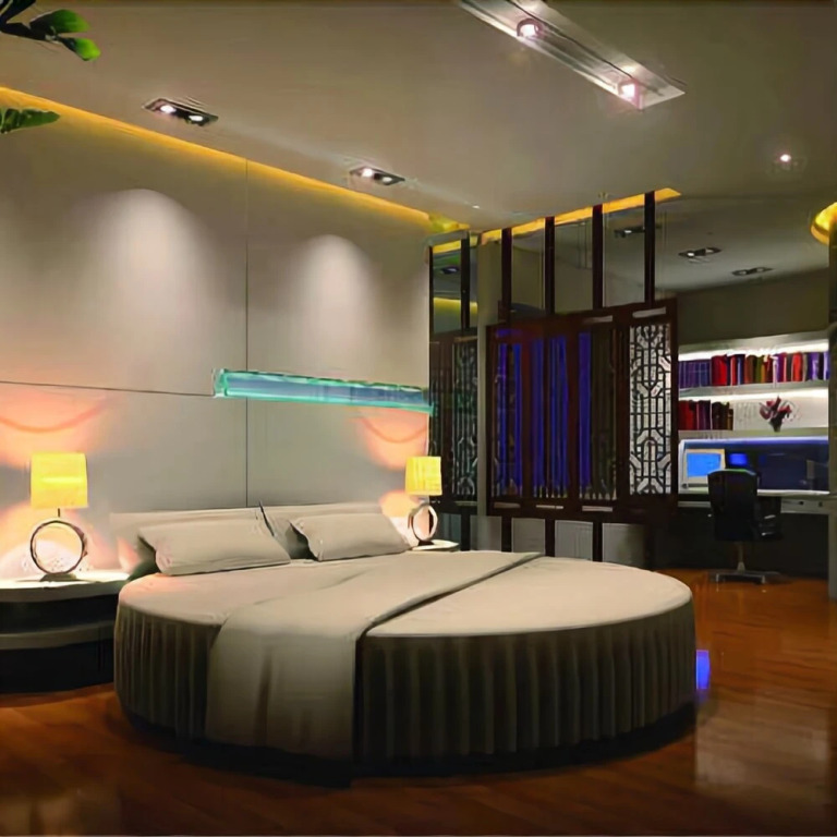 Golden Horse No. 1 Business Hotel