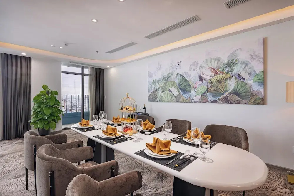 Nesta Celia Danang Hotel