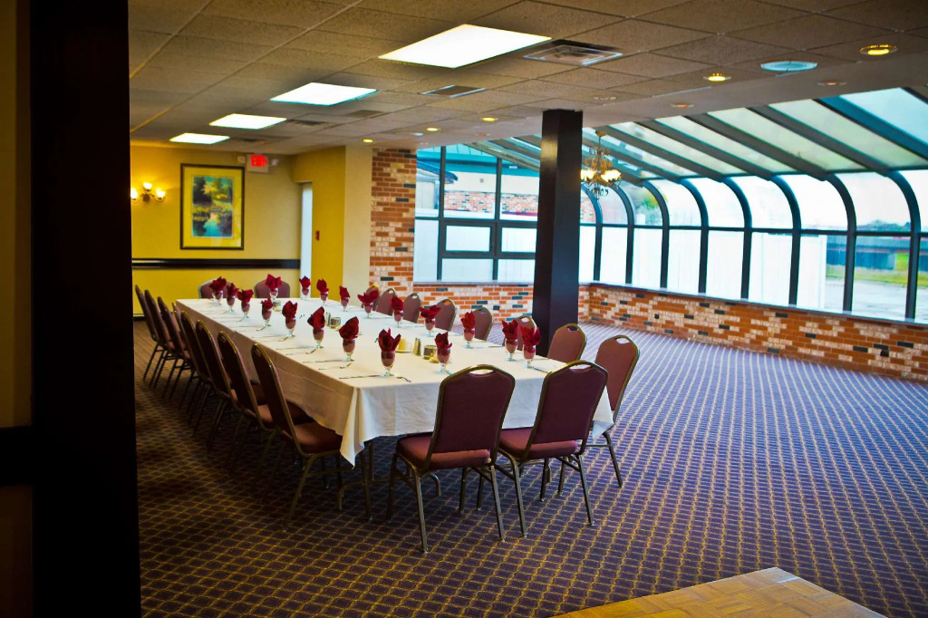 Park Plaza Regency Lodge Omaha