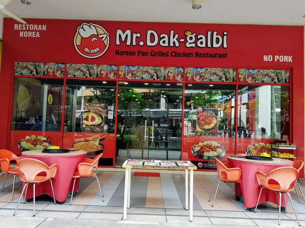 Puchong 8-12 pax Cozy Apartment IOI