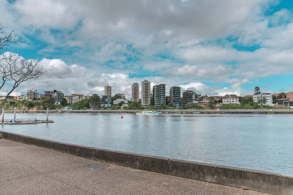 Riverfront In New Farm And Brisbane