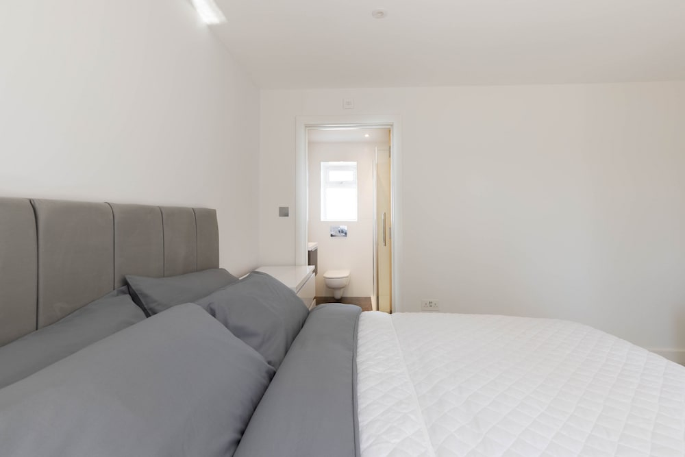 Spacious 4Bd Smart Home In Idyllic Rural Setting