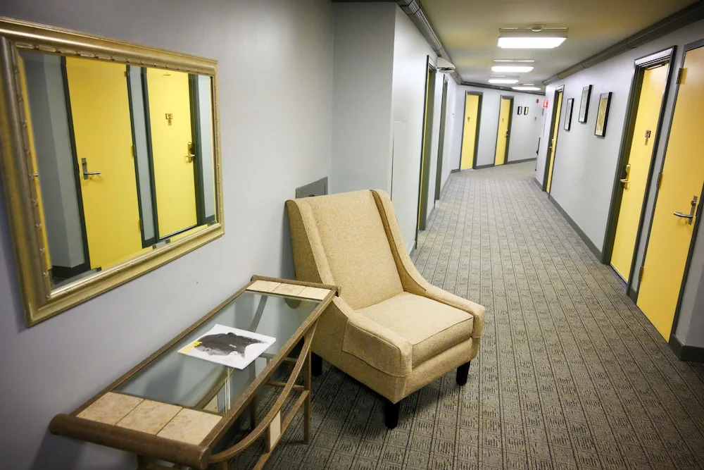 Iowa House Hotel
