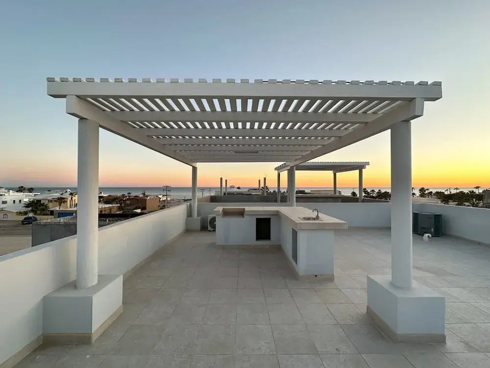 Modern Home in The Exclusivity of Las Conchas