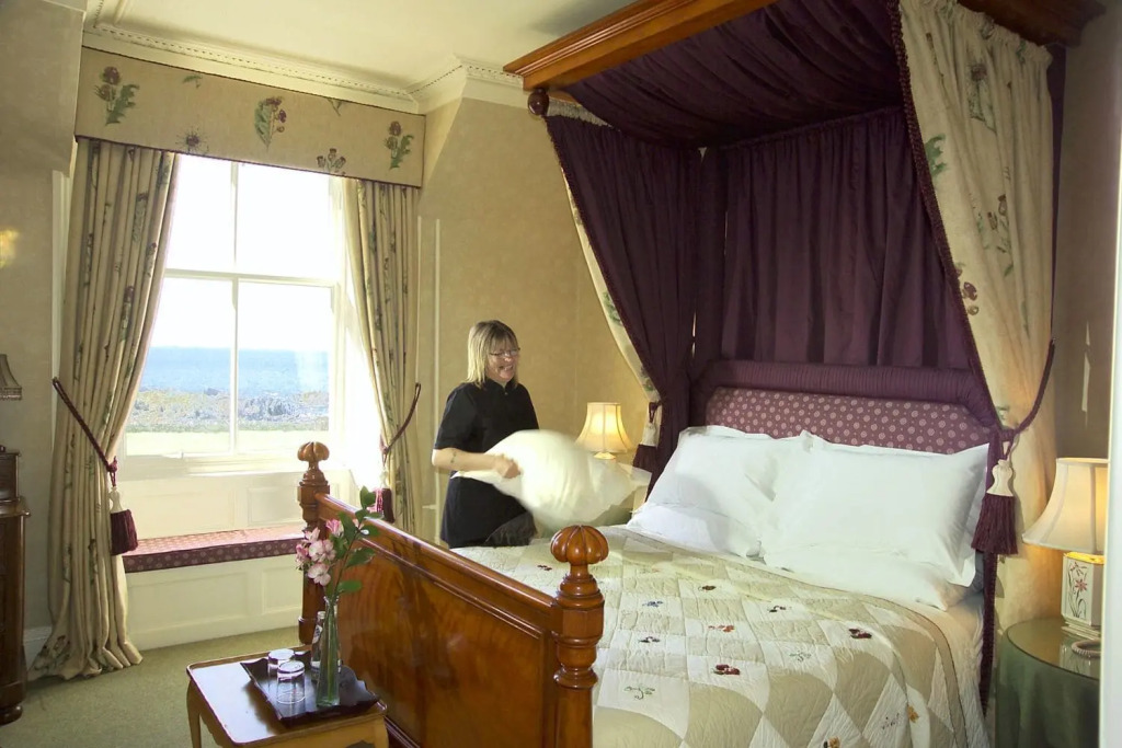 Knockinaam Lodge