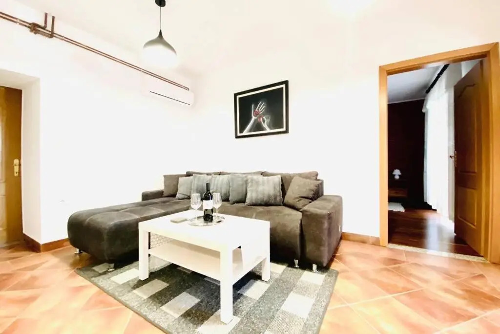 Pr šterni - Hrvatini 187 Ankaran