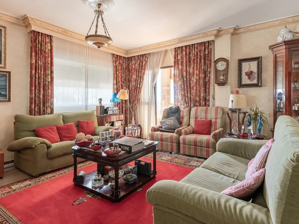 Lavish Villa in Málaga With Swimming Pool