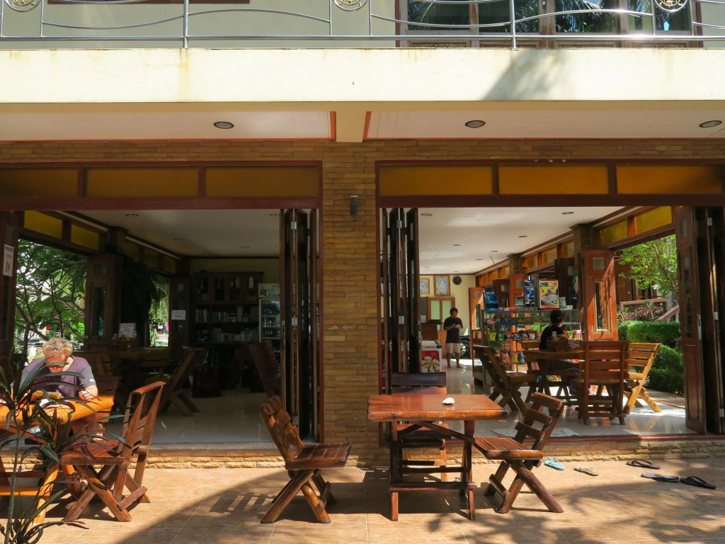 Family House Resort, Haad Rin