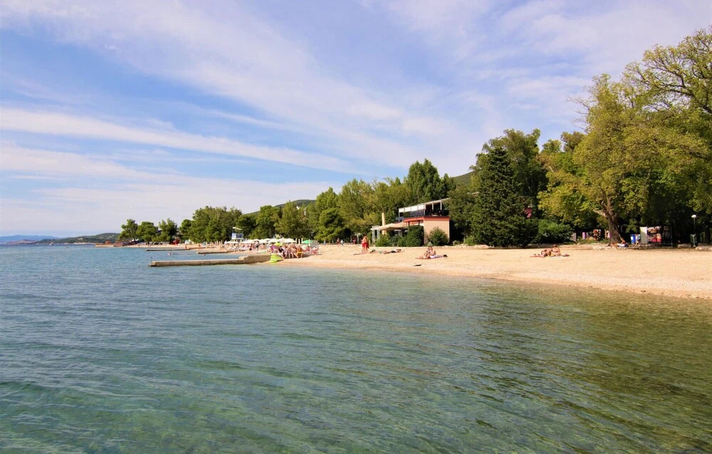 Stunning Home in Crikvenica With 5 Bedrooms and Wifi