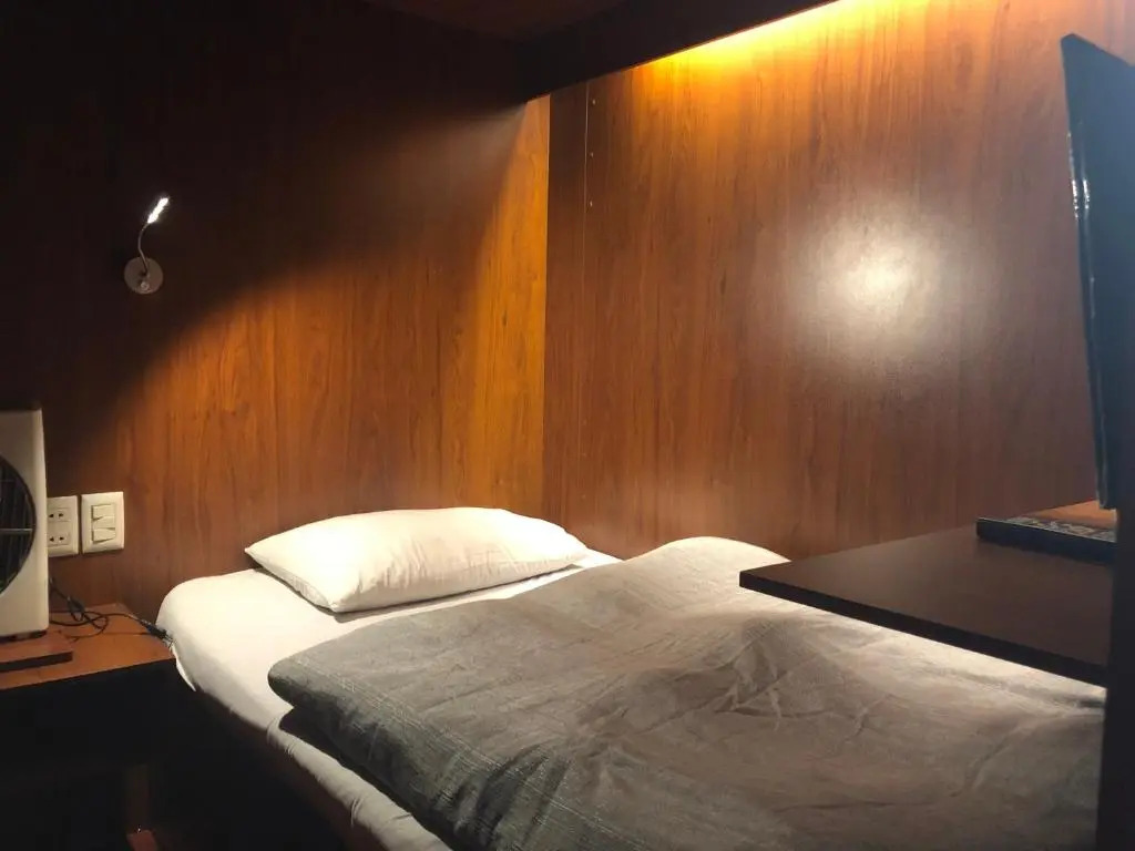 Onkel Inn Airport Sleepbox