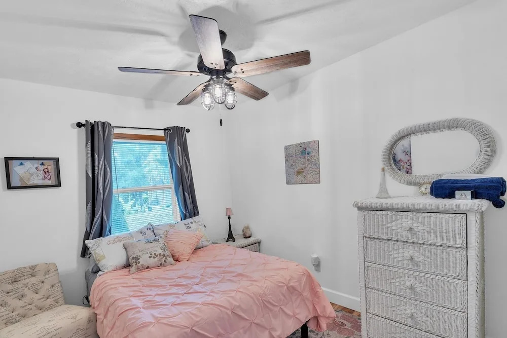 Relaxing Home Near St. Augustine Attractions 4 Bedroom Residence
