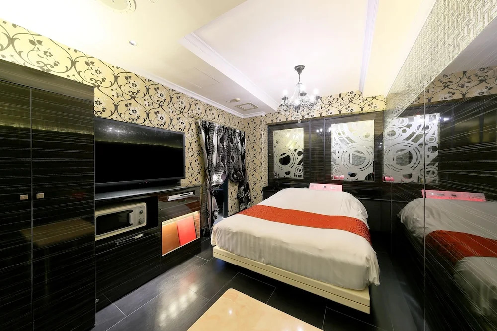 Hotel Cherena Kunitachi