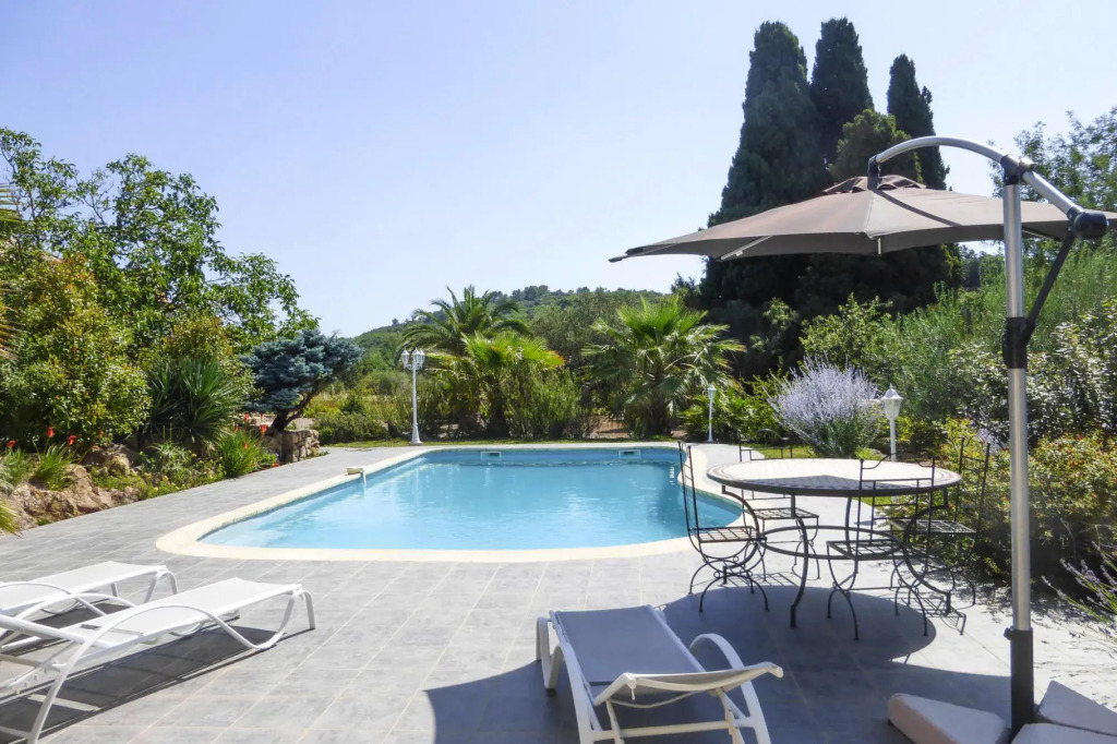Holiday Home in Gabian near Vineyards