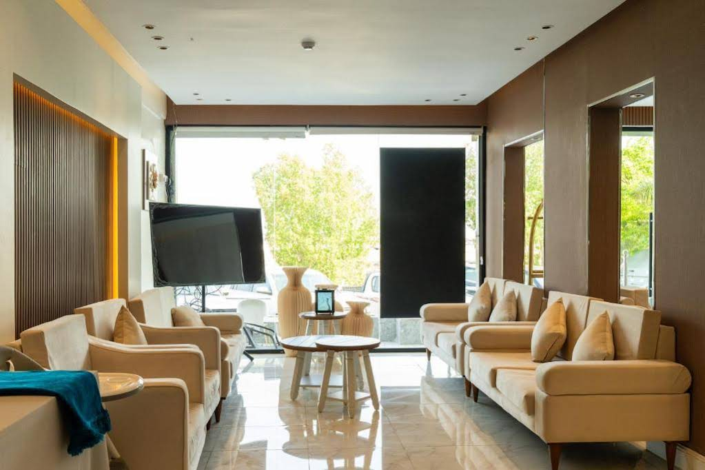 فندق أفين- Avene Hotel